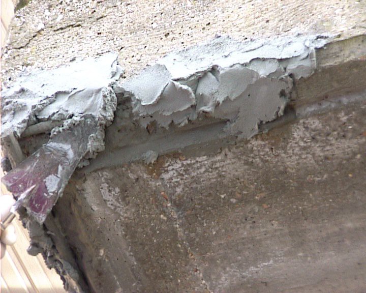 Repair and reinforcing mortars